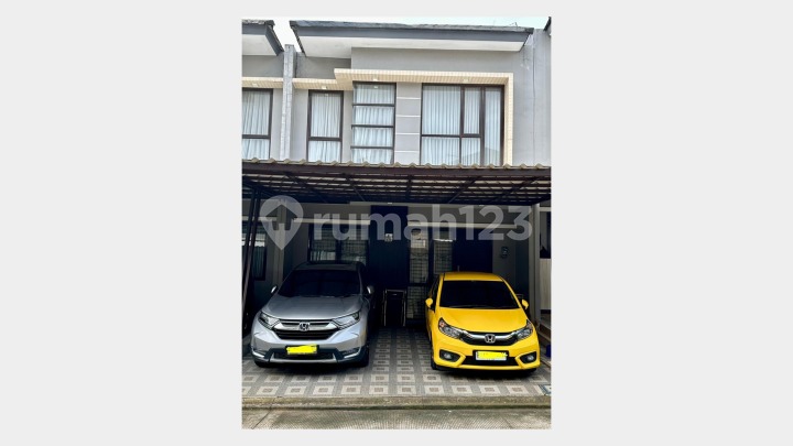 Rumah Secondary di Emerald Terrace Jatiasih Rumah Secondary di Emerald Terrace Jatiasih