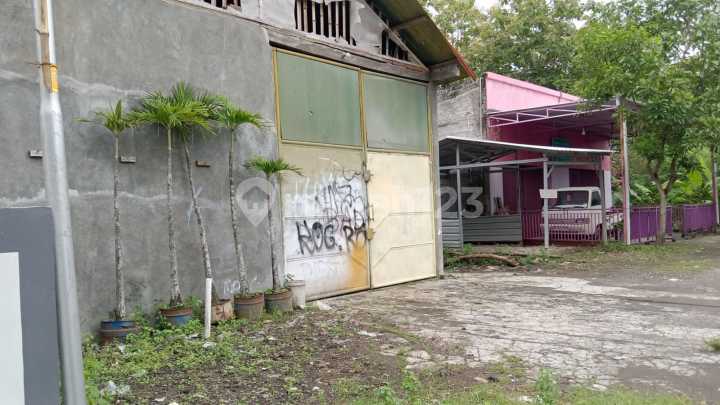 Tanah pinggir Jalan bonus GUDANG. Bangunjiwo, Kasihan, Bantul