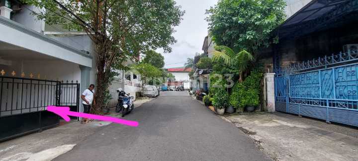 Rumah Cocok untuk usaha Area Raya Hankam Ragunan