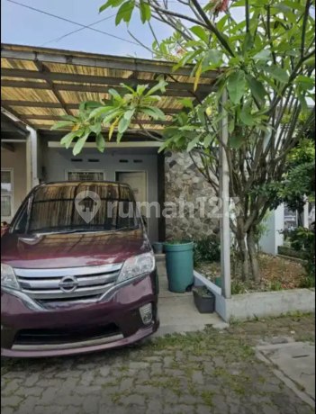 For Sale Ready-to-Live Home in De Rayyan Huis Depok – Fully Furnished & Strategic Location!