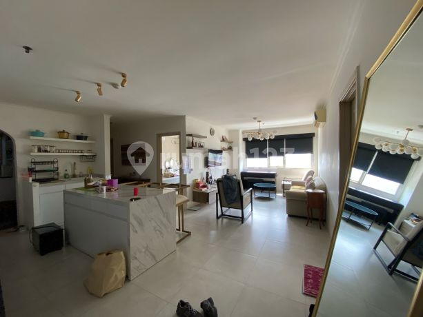 Apartemen 3 Kamar Tidur Furnished Bagus Permata Senayan