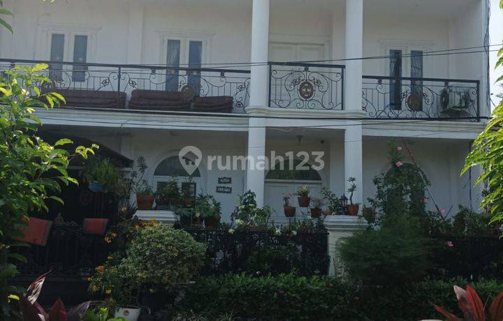 Rumah dijual  murah lantai 2 Kimia Farma strategis