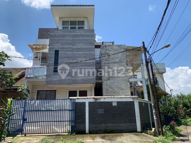Di Jual Melalui Lelang Rumah Bagus di Perum Bukit Cimanggu Villa Di Jual Melalui Lelang Rumah Bagus di Perum Bukit Cimanggu Villa