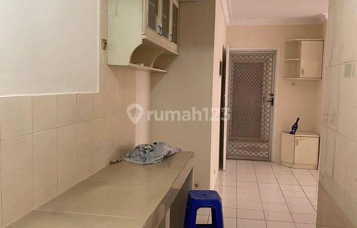 Apartemen Metro Sunter, 2 Kamar Tidur Semi Furnished