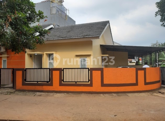 Rumah Huk di Griya Jatiraden 3 Kota Bekasi Rumah Huk di Griya Jatiraden 3 Kota Bekasi