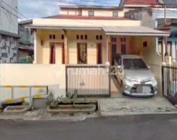 Rumah Komplek Dijual Cepat Strategis Dekat Toll Di Villa Mutiara Serpong