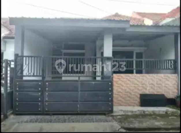 Rumah Bagus Minimalis HGB di Taman Wiguna Selatan Siap Huni Rumah Bagus Minimalis HGB di Taman Wiguna Selatan Siap Huni