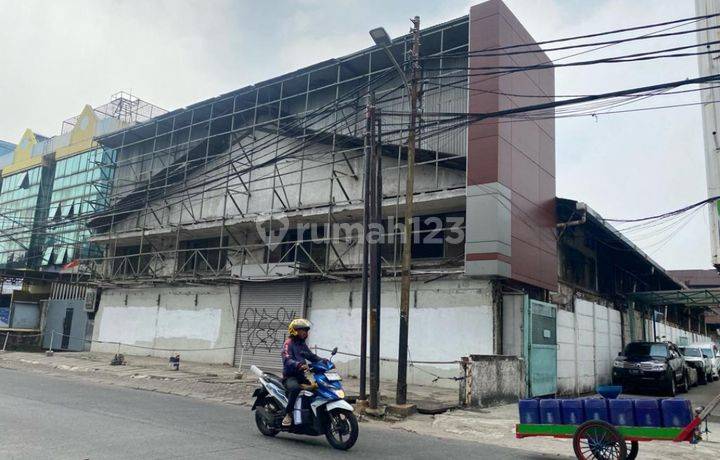 Gudang Di Jalan Industri Raya Jakpus