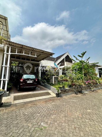 Rumah Selangkah ke Pusat Kota di Ijen Nirwana Malang