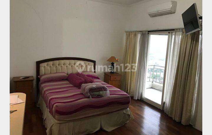 Dijual Apartemen Poins Square Studio 1BR - Semi Furnish Dekat MRT