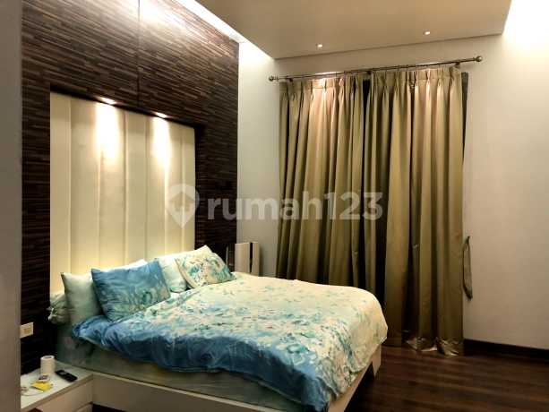 Rumah Uk 324m2 Area Tenang harga 12,9M , Pik 1 Rumah Uk 324m2 Area Tenang harga 12,9M , Pik 1