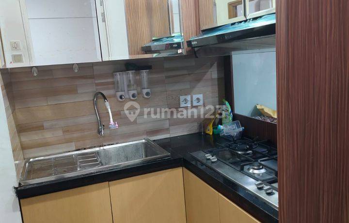 Apartemen Bassura City Dijual Lantai Rendah Semi Furnish 