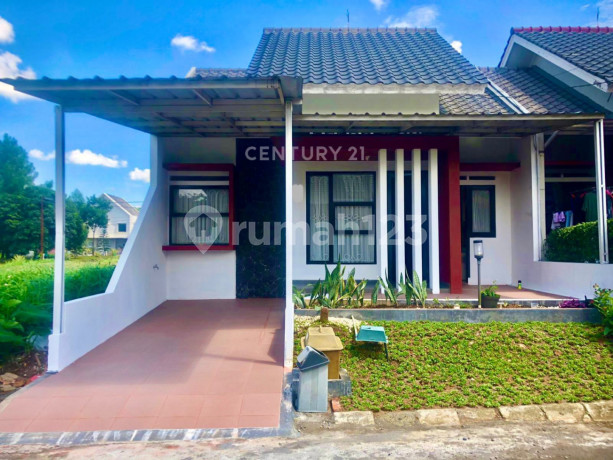 Ready-to-Occupy House in Mutiara Sentul, Jl Alternatif Sentul Baru Bogor