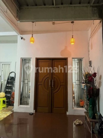 Rumah Jual Cepat di Grand Depok City Depok.