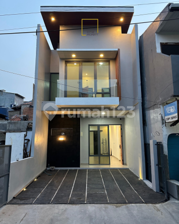 Rumah Baru Modern Dalam Komplek Pasar Minggu