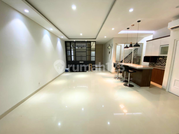 Rumah Dijual Pinang Residence 4 Kamar Coldwell Banker