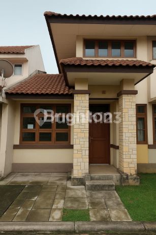 RUMAH CANTIK DAN NYAMAN  DI TAMAN PERMATA PARAHYANGAN LIPPO KARAWACI