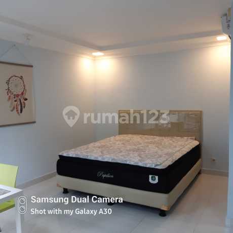 Dijual Apartemen Aston Rasuna 3 Br 3 Kamar Tidur