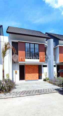 Modern House in Adhiwangsa Bali Marigold Type Modern House in Adhiwangsa Bali Marigold Type