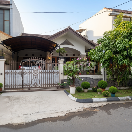 Harga Murah Rumah Terawat di Batununggal Indah Security 24 Jam Harga Murah Rumah Terawat di Batununggal Indah Security 24 Jam
