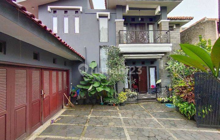 Rumah Bagus 2 Lantai SHM Strategis Dekat Pemkot Cimahi Bandung