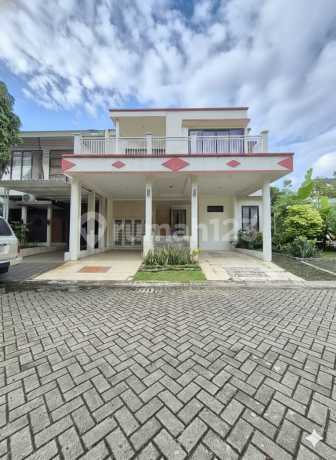 Di Jual Rumah Siap Huni Dekat Pusat Perbelanjaan di Discovery Bintaro Di Jual Rumah Siap Huni Dekat Pusat Perbelanjaan di Discovery Bintaro