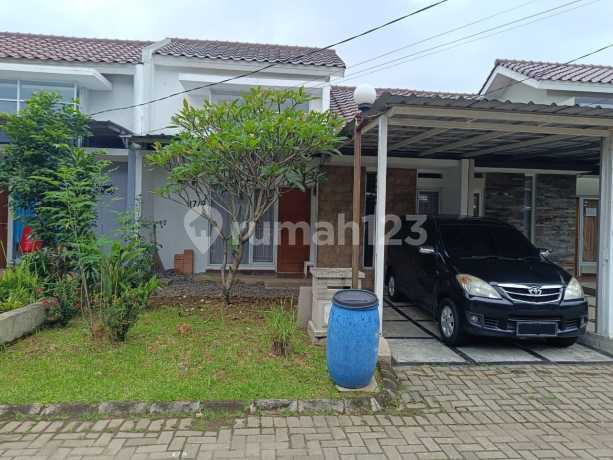 Neat and Ready-to-Occupy House in a Cluster at Pakuan Regency Near IPB