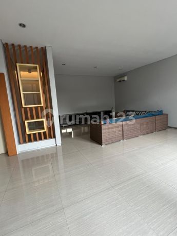 For Sale: 3-Storey House and Ready to Occupy in Kelapa Gading