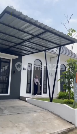 Samesta Sentraland - Perumnas , Driyorejo. Rumah Modern Lokasi Mepet Bnget Surabaya Dgn Harga Terjangkau.
