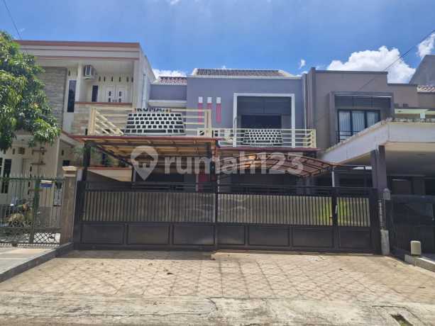 Dijual Rumah di Jatinegara Indah 2Lt Siap Huni (Lynna)