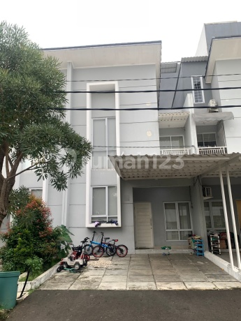 Rumah Murah 2 Lantai Sudah Renovasi,Bebas Banjir di Cluster Golden,Prima Harapan Regency,Harapan Baru,Bekasi Utara,Dekat Summarecon Bekasi
