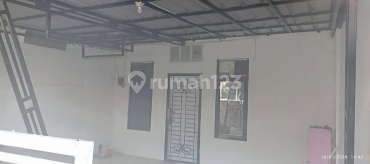 Affordable House Below Market Price, Ready to Occupy, Flood-Free in Mutiara Gading City Housing Near Kota Harapan Indah and Summarecon Crown Gading, Bekasi