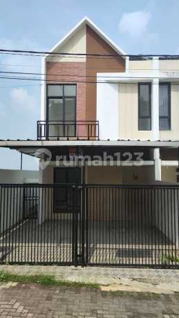 Di Jual Rumah 2 Lt Siap Huni Dalam Komplek G Land Padalaran Residence