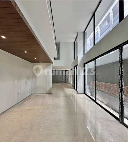 Brand New Minimalis di Komplek Elite Simprug Brand New Minimalis di Komplek Elite Simprug