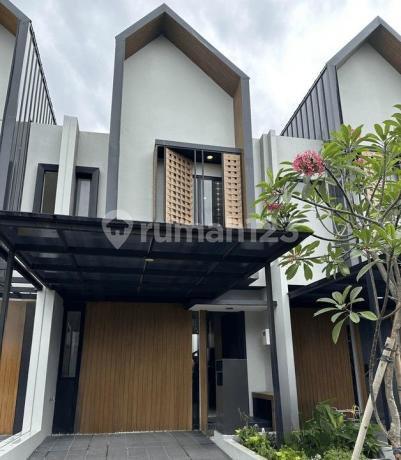 Rumah Attic 5X17 85M 4Kt Cluster Mahakam Jgc Jakarta Garden City