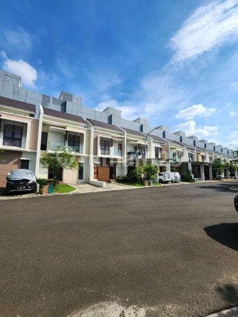 Jual Nego Rumah 2 Lantai Shm Unfurnished Siap Huni Lokasi Bagus Dan Jalan Lebar Di Burgundy Residence Dekat Summarecon Mal Bekasi