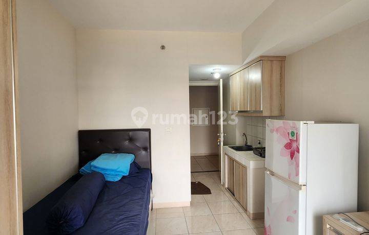 JUAL CEPAT APARTEMEN THE SPRINGLAKE TIPE STUDIO DI MENARA CALDESIA DENGAN VIEW DANAU DAN SUMMARECON MAL BEKASI 