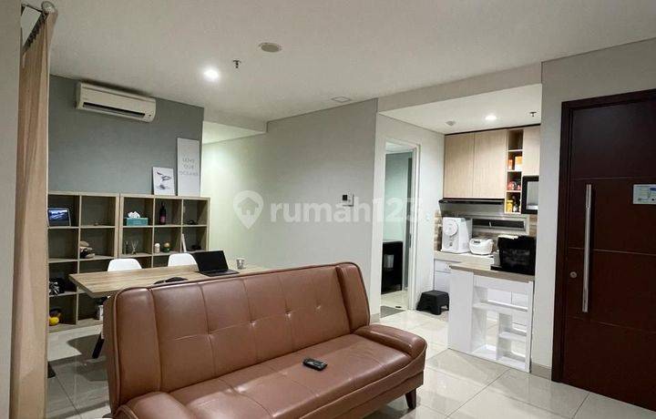 JUAL SANGAT MURAH APARTEMEN THE PRIMROSE CONDOVILLA 2 KAMAR TIDUR KONDISI BAGUS DAN SEMI FURNISHED VIEW TAMAN DI SUMMARECON BEKASI