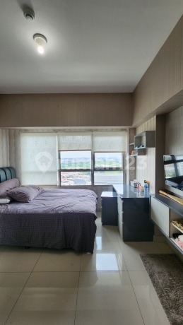 Jual Tipe Studio Furnished Lengkap dan Kondisi Bagus Siap Huni PPJB di Apartemen The Springlake View Menara Freesia Dekat Sekolah Bpk Penabur dan Al Azhar