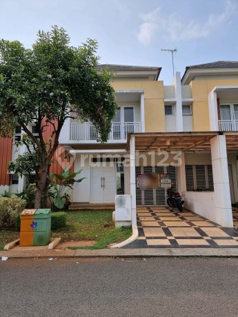 Jual Cepat Rumah 2 Lantai 3 Kamar Tidur Jalan Lebar SHM Dekat Clubhouse Bluebell Residence di Kawasan Summarecon Bekasi