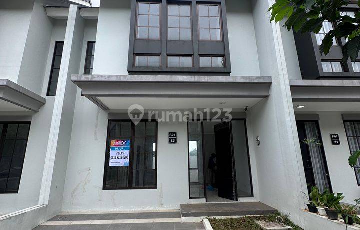Jual Cepat Rumah 2 Lantai Kondisi Bagus Unfurnished 2 Kamar Tidur Di Cluster Monterrey Citraland Cibubur