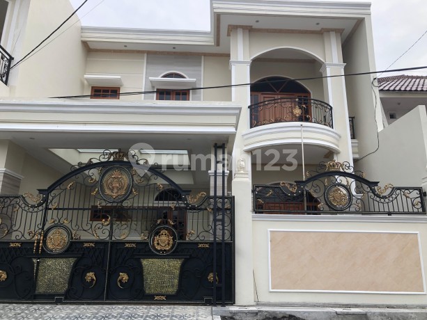 Dijual Rumah Manyar Rejo 2 Lantai 