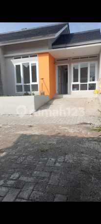 Rumah Siap Huni D Gunteng Regency Cianjur