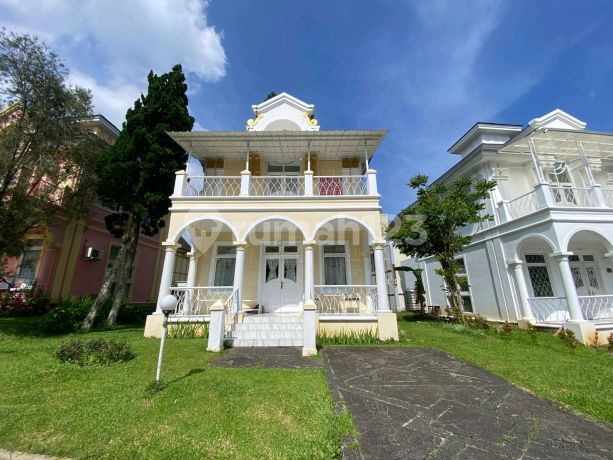 Dijual Villa Kota Bunga