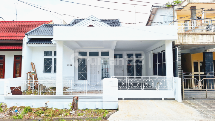 Rumah di Komplek Taman Setia Budi Indah (TASBIH) Siap Huni