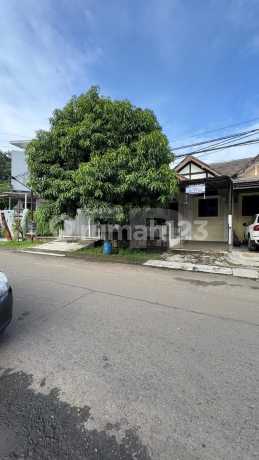 Rumah di Jalan Boulevard Cc Buat Usaha Dll di Bukit Golf Cibubur Rumah di Jalan Boulevard Cc Buat Usaha Dll di Bukit Golf Cibubur