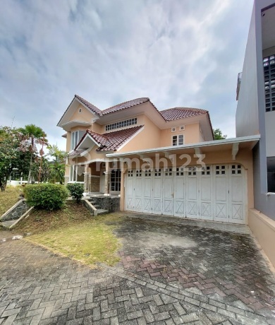 Dalam Perum Merapi View Dijual Rumah Murah Mewah Posisi Hook