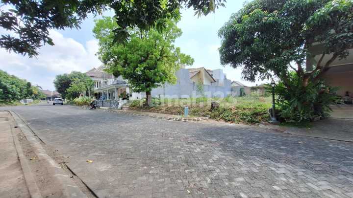 For Sale: 195 Square Meter Land in Pesona Merapi Housing Complex For Sale: 195 Square Meter Land in Pesona Merapi Housing Complex