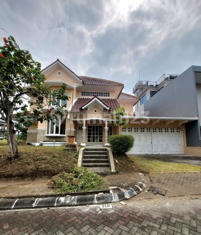 Very Cheap House in Pesona Merapi Housing Estate Front Hook Plot Position