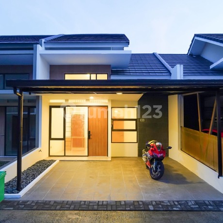 Rumah Estetik Ada Mezzanine di Pamulang 12 Menit ke Tol Rumah Estetik Ada Mezzanine di Pamulang 12 Menit ke Tol